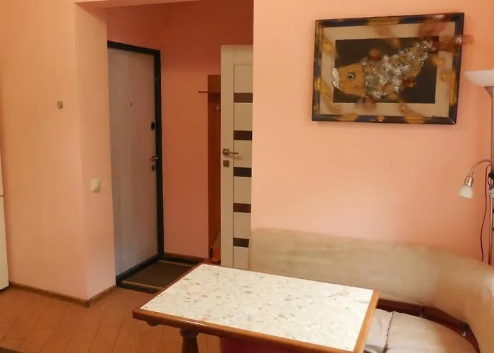 2 Near Opera House * Leópolis