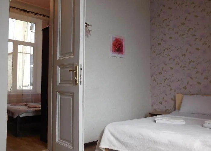 2 Near Opera House Leópolis